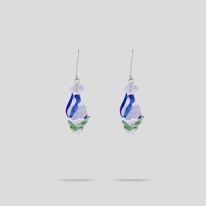 Picture of Flower bud earrings