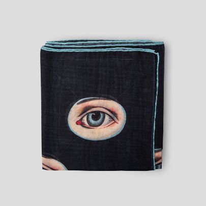 Picture of Erfanmous eyes scarf