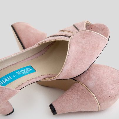 Picture of Pink orkid  high heels