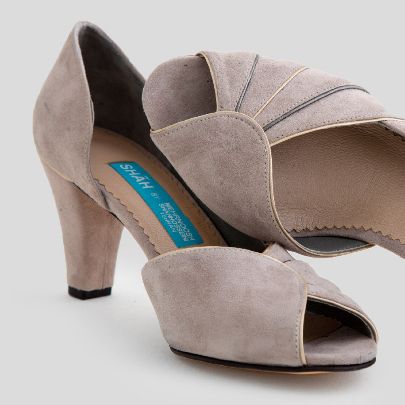 Picture of Grey orkid  high heels