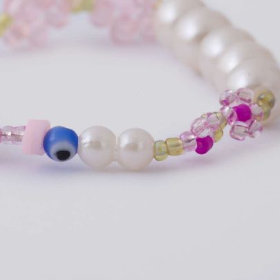 Picture of  Pearl and pink flower bracelets