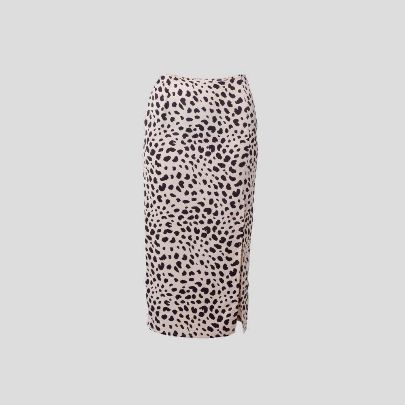 Picture of leopard skirt with slit