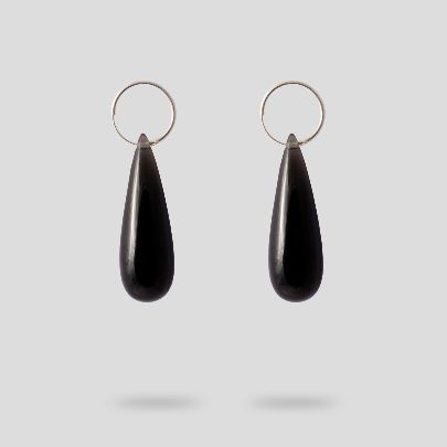 Picture of Black drop earrings