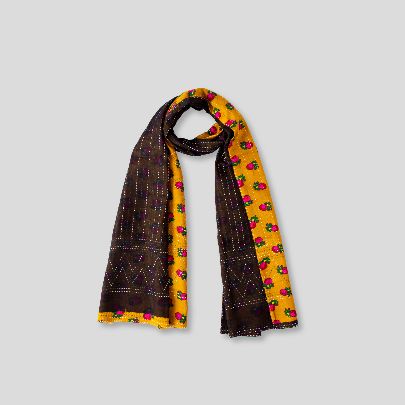 Picture of Black and Yellow scarf