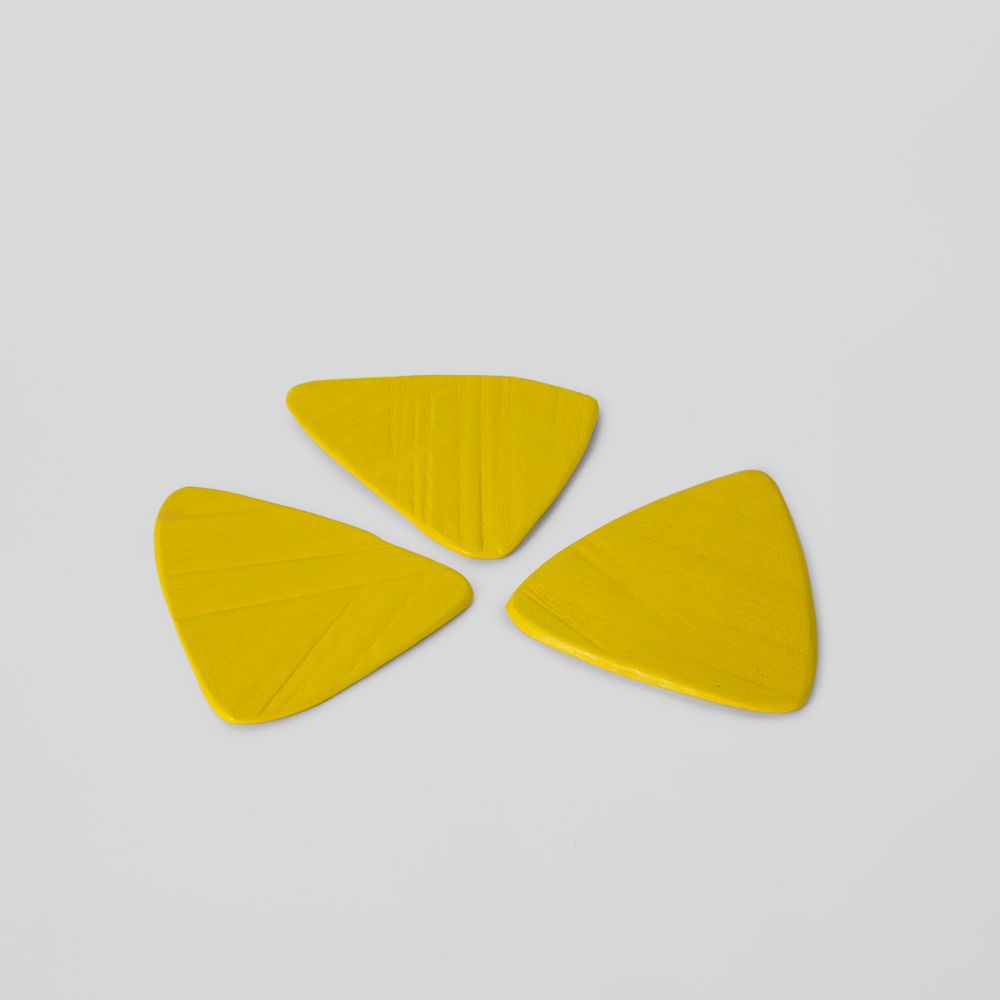 Picture of yellow Najjar coaster