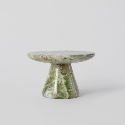 Picture of marble cake stand