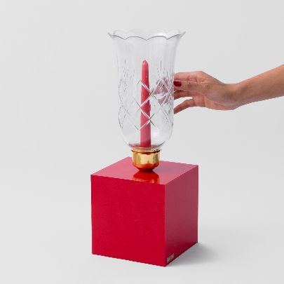 Picture of Basic red candle holder