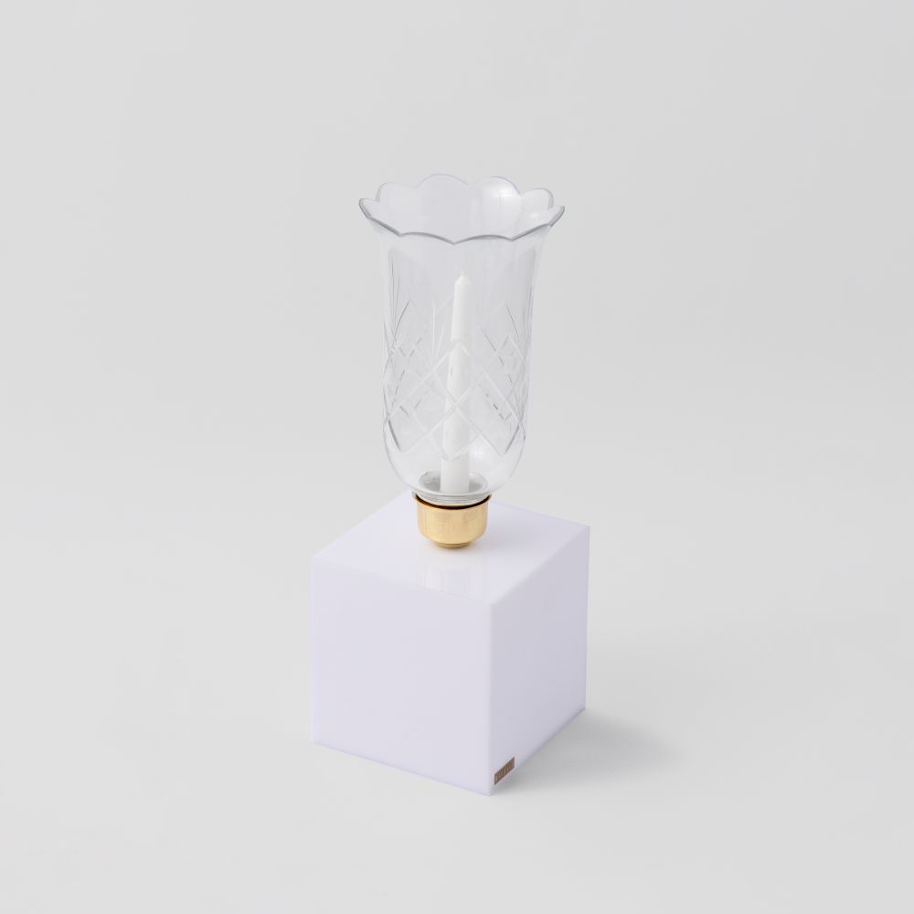 Picture of Basic white candle holder