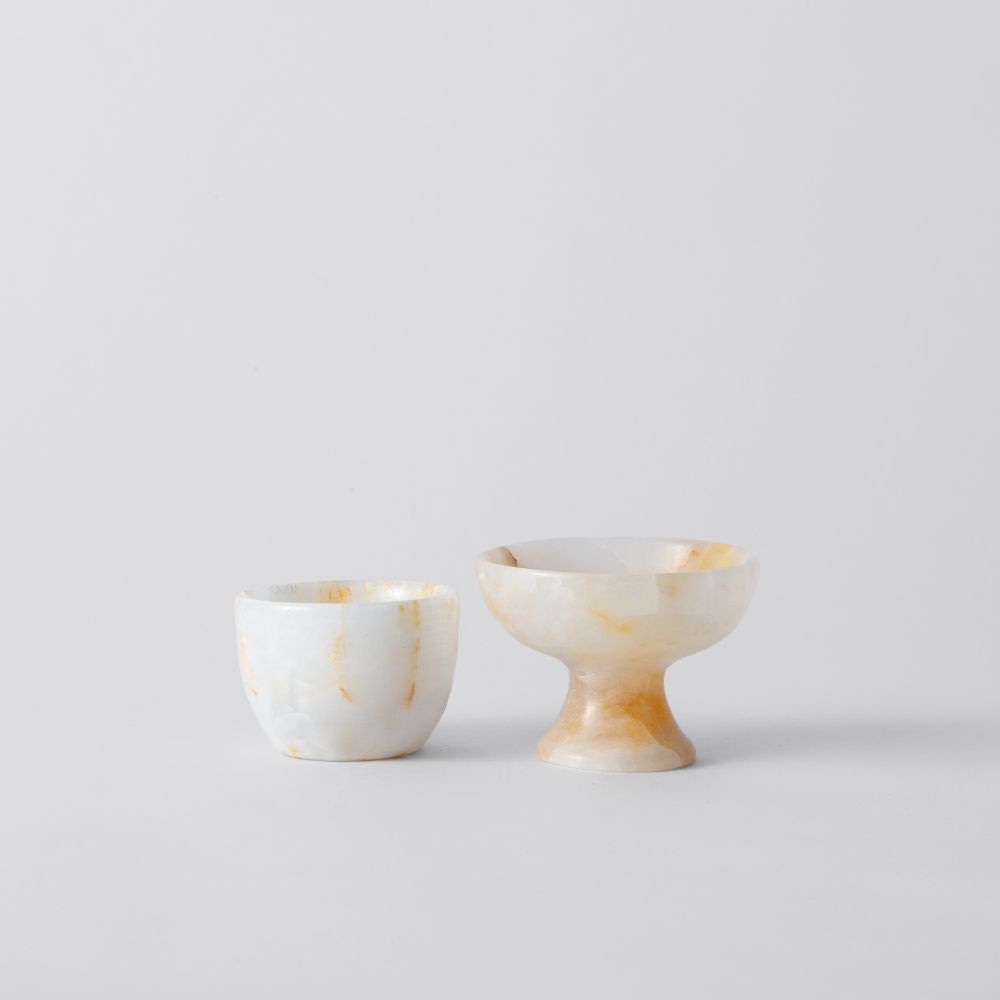 Picture of White marble bowl