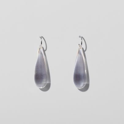 Picture of Large colorless  drop resin earrings