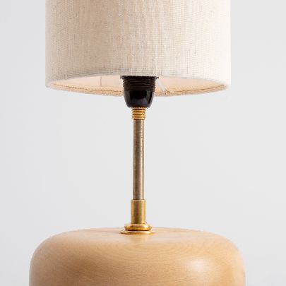 Picture of Alder wood and milky rice lampshade