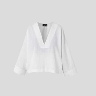 Picture of Set of white linen pants and blouse for women