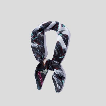 Picture of Coca in Baroque mini scarf