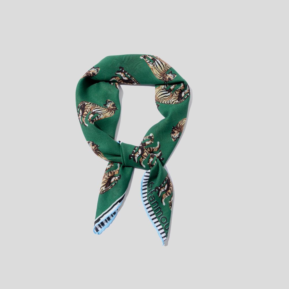 Picture of Tiger mini scarf