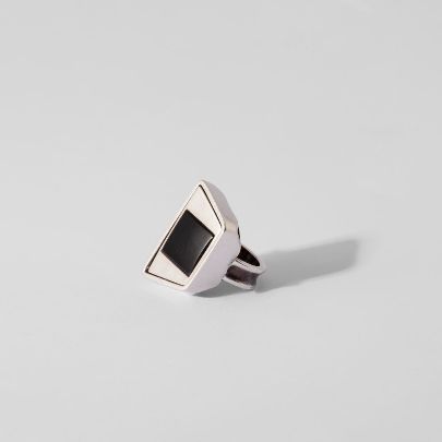 Picture of Kalaghpar silver ring and agate stone