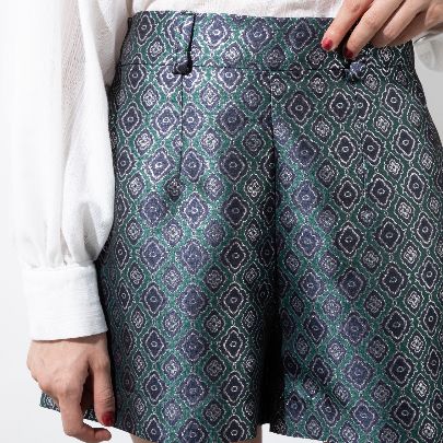 Picture of  Gray and green jacquard women's shorts