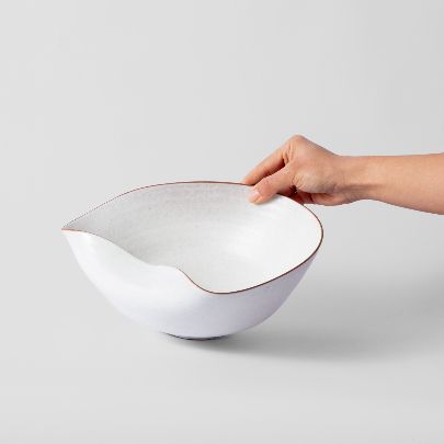 Picture of Cream ceramic bowl