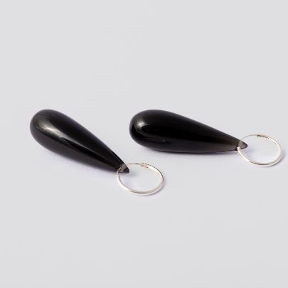 Picture of Black drop earrings