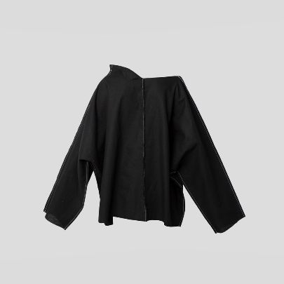 Picture of Black long sleeves 