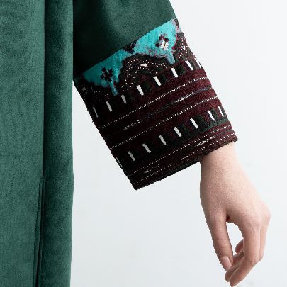 Picture of  Women's green velvet iran taj coat