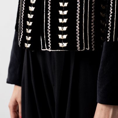 Picture of Women's black and silver embroidered velvet jacket