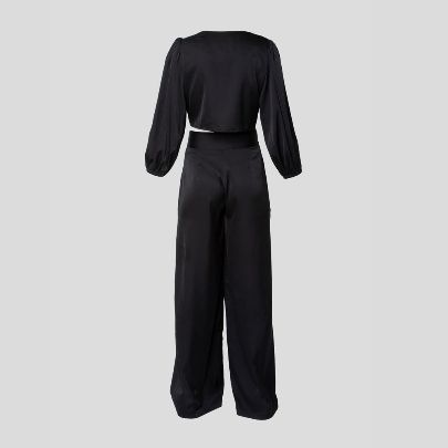 Picture of Wide legged trousers + cropped blouse