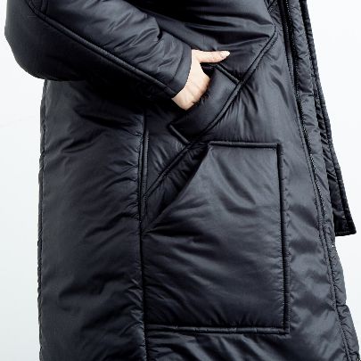 Picture of Long black jacket