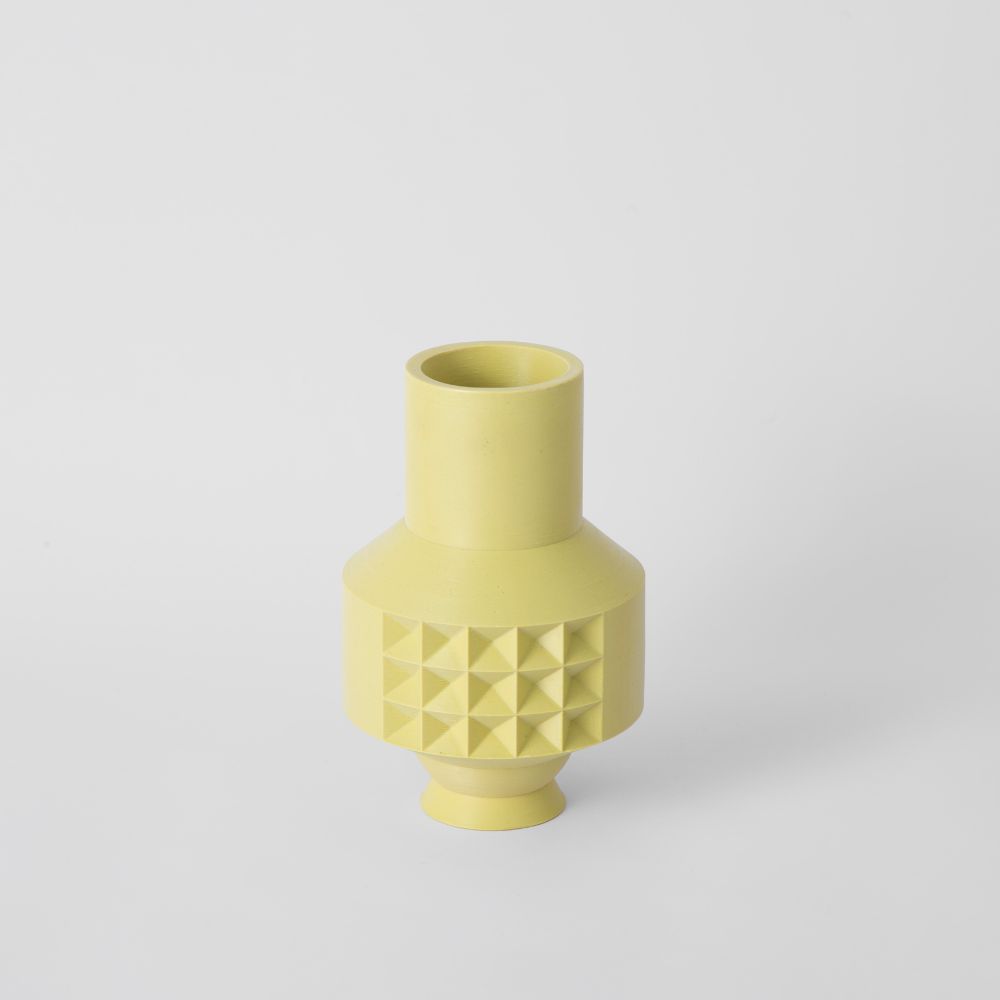 Picture of Short yellow resin polyester vase