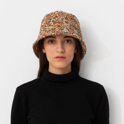 Picture of Red cream linen patterned hat