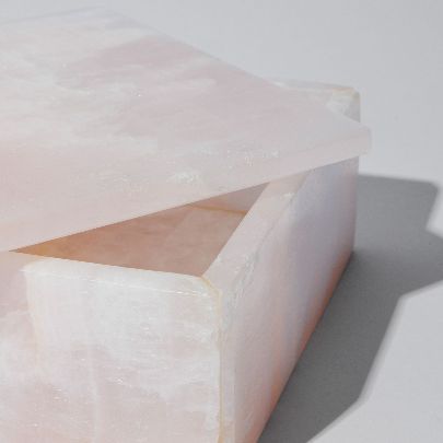 Picture of Pink marble box