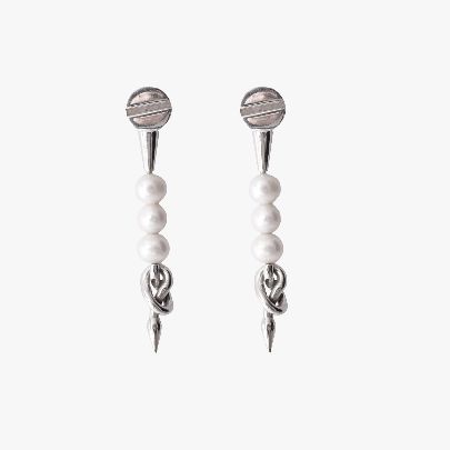 Picture of Pearl knot earrings