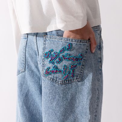 Picture of Jeans in search of peace