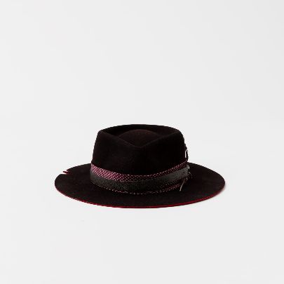 Picture of Bloody Black hat