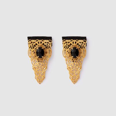 Picture of Women's earrings with black stone