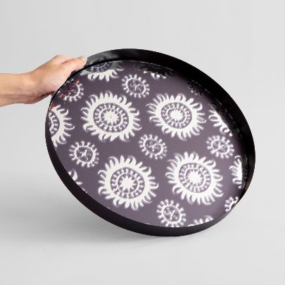 Picture of Patterned mirror tray 2