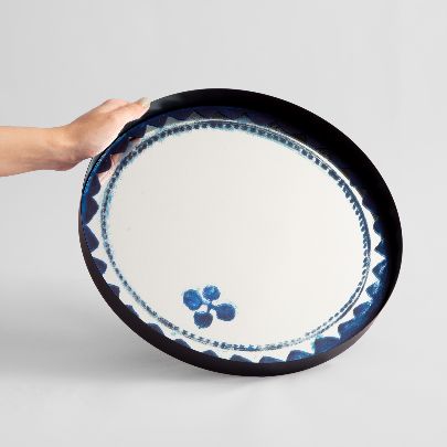 Picture of Patterned mirror tray 39