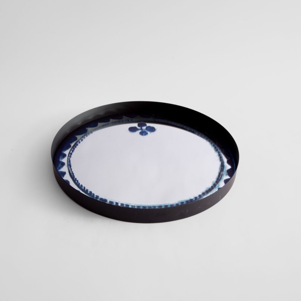 Picture of Patterned mirror tray 39