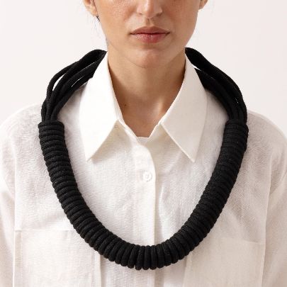 Picture of Women's black linen cotton necklace