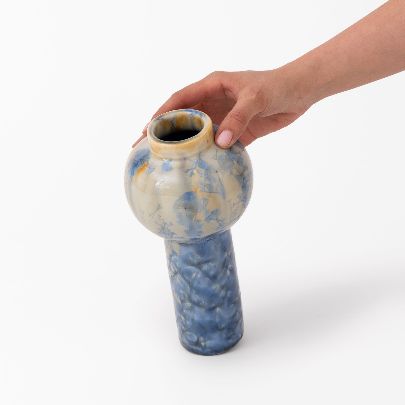 Picture of Cylindrical spherical ceramic vase