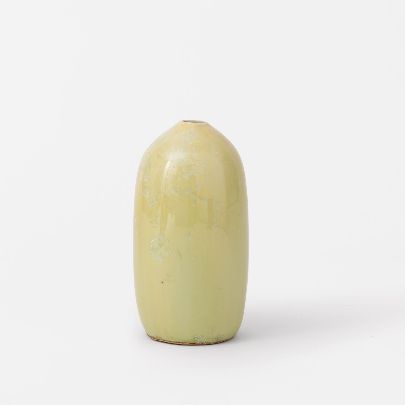 Picture of Small yellow cedar ceramic vase