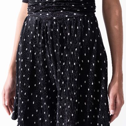 Picture of Polka dot black pleated women's shorts