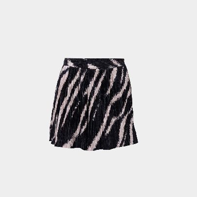 Picture of Black Tiger Pleated Women's Shorts