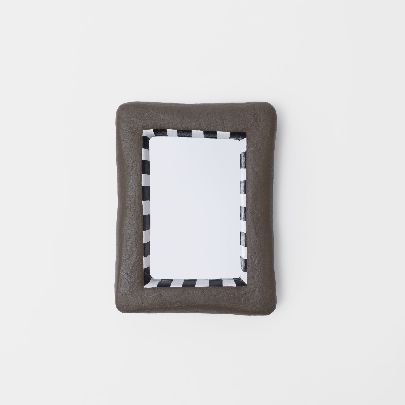 Picture of Simple Brown Trigger Papier Mirror