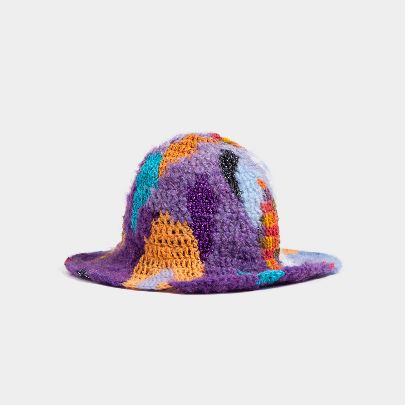 Picture of multicolored lamé hat