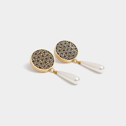 Picture of Women's earrings with brass and golden black(pearls)