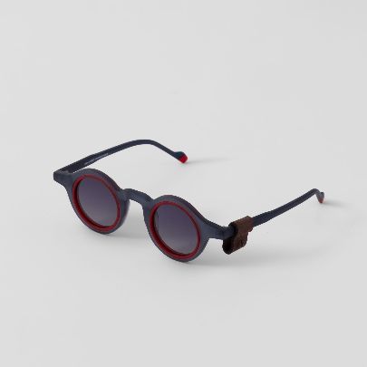 Picture of navy blue glasses of Did-aar