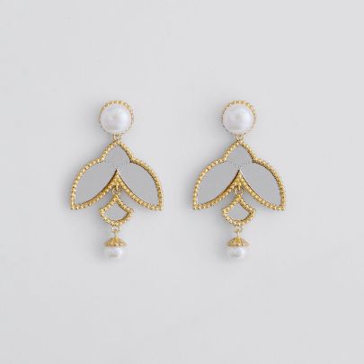 Picture of Monir earrings design three