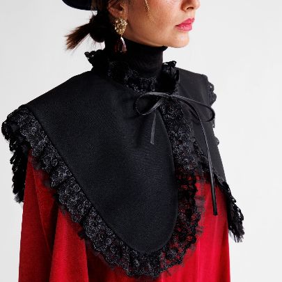 Picture of women's Velvet shirt with black collar