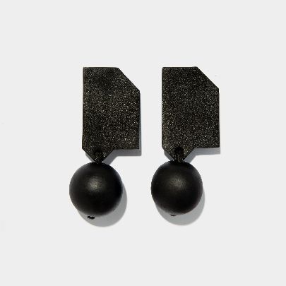 Picture of Liga leather and wood earrings