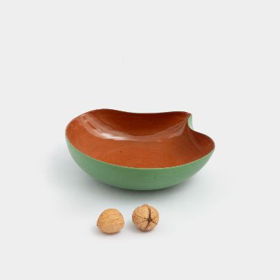 Picture of Green orange  ceramic deformed bowl